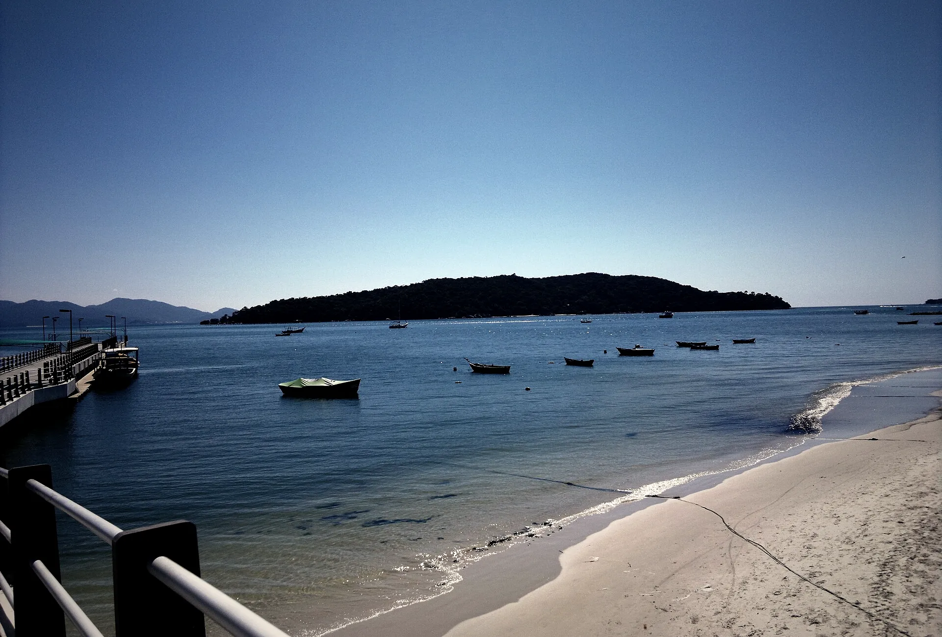 Lagom Perequê · Torre Mirra — Porto Belo